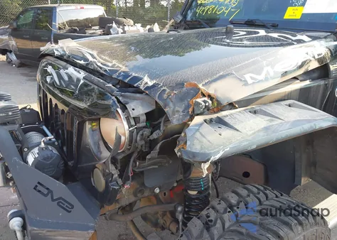 2017 Jeep Wrangler Unlimited Sport 4X4 from USA, damaged, VIN 1C4BJWDG4HL646622